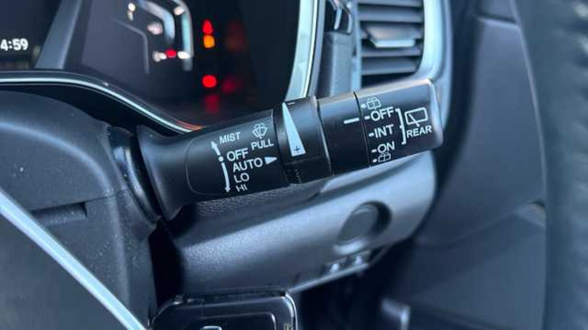 Honda CR-V 1.5 VTEC Turbo SE 5dr 2WD Petrol Estate 