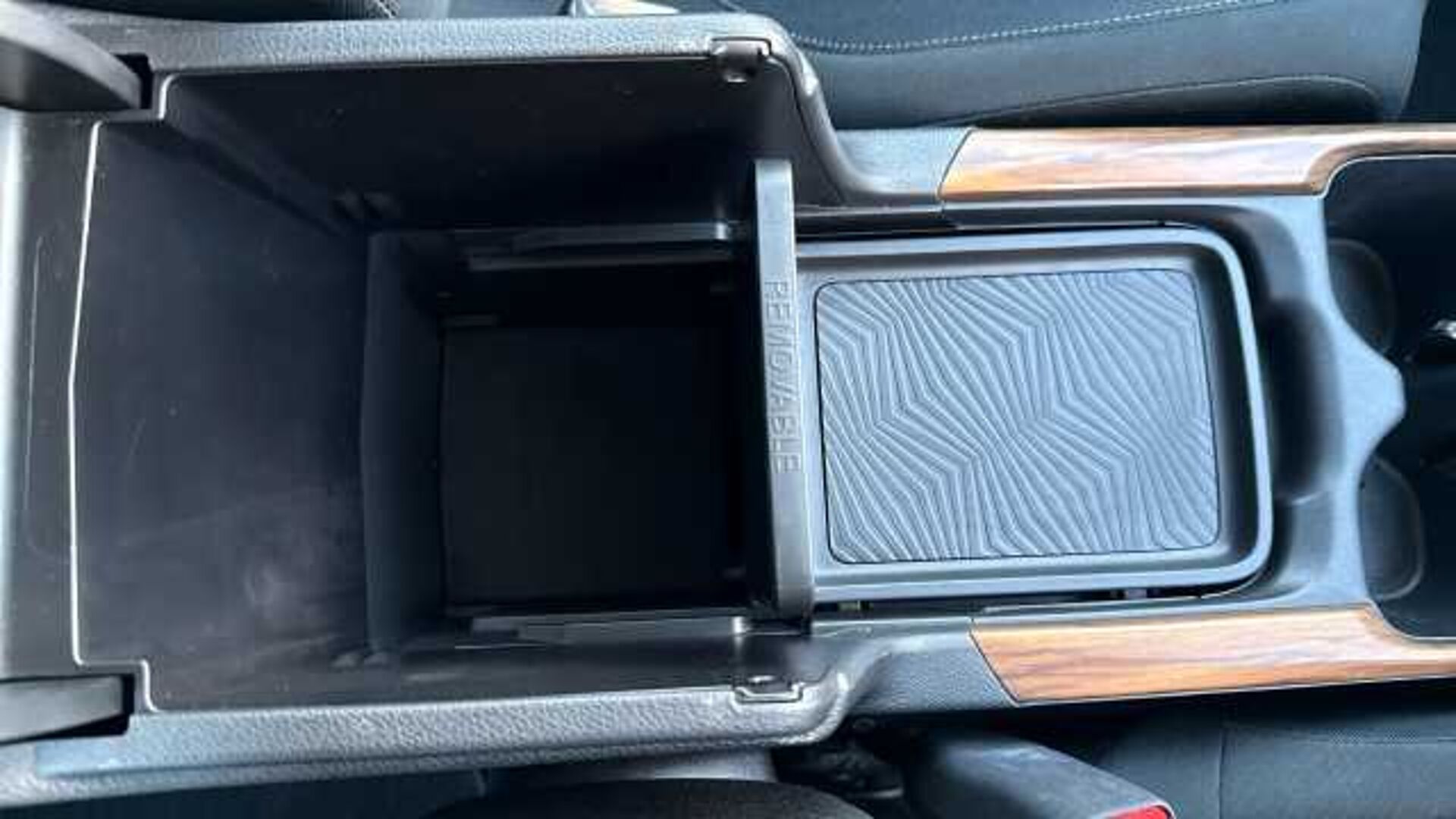 Honda CR-V 1.5 VTEC Turbo SE 5dr 2WD Petrol Estate 