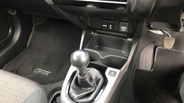 Honda Jazz 1.3 i-VTEC EX Navi 5dr Petrol Hatchback 