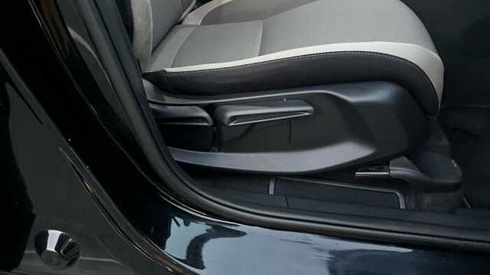 Honda Jazz 1.5 i-MMD Hybrid Crosstar EX 5dr eCVT Hybrid Hatchback 