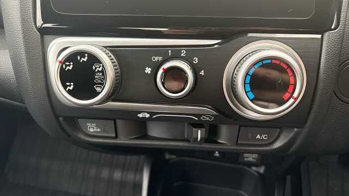 Honda Jazz 1.3 i-VTEC SE 5dr Petrol Hatchback 