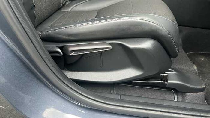 Honda HR-V 1.5 eHEV Advance 5dr CVT Hybrid Hatchback 