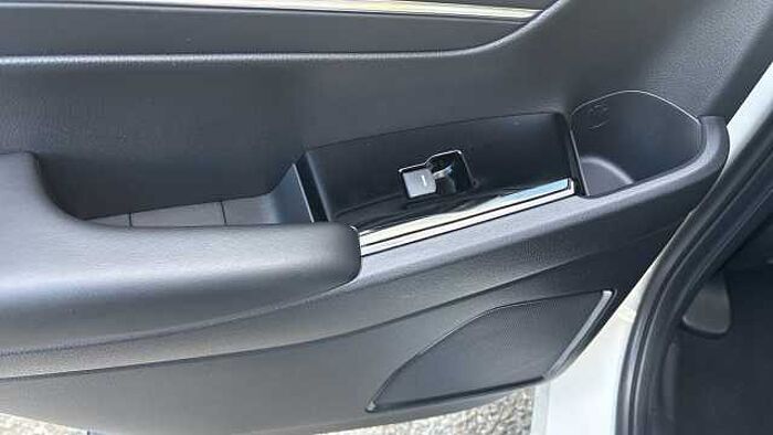 Honda HR-V 1.5 eHEV Advance 5dr CVT Hybrid Hatchback 