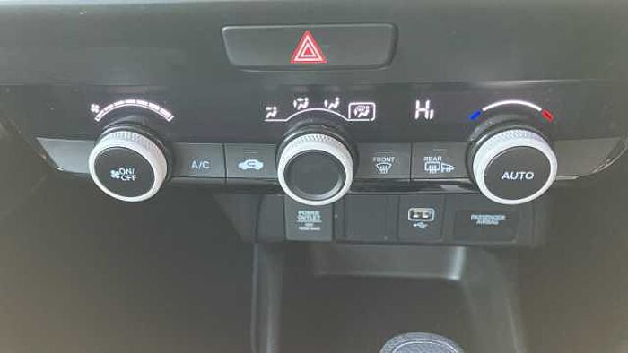 Honda Jazz 1.5 i-MMD Hybrid SE 5dr eCVT Hybrid Hatchback 