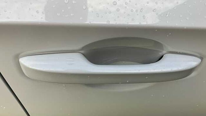 Honda Civic 2.0 eHEV Advance 5dr CVT Hybrid Hatchback 