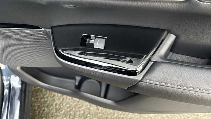 Honda CR-V 2.0 i-MMD Hybrid SR 2WD 5dr eCVT Hybrid Estate 