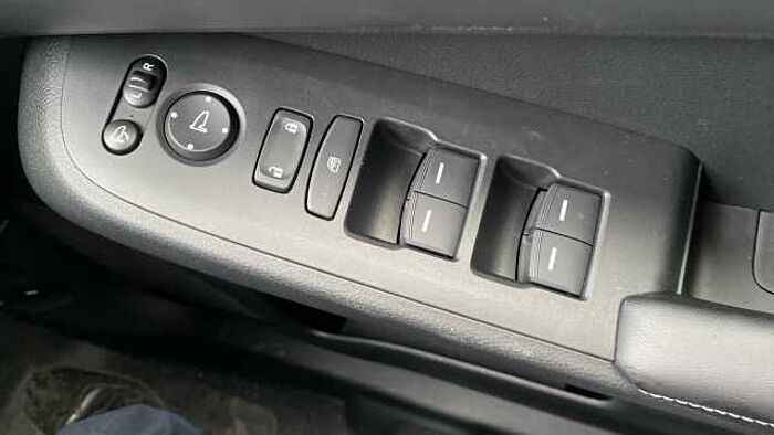 Honda HR-V 1.5 eHEV Elegance 5dr CVT Hybrid Hatchback 