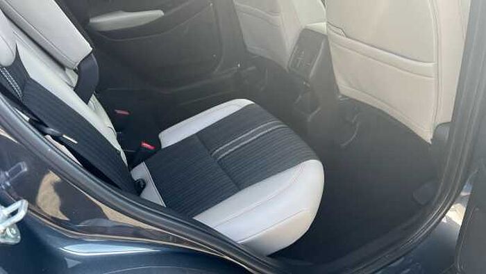 Honda HR-V 1.5 eHEV Advance Style 5dr CVT Hybrid Hatchback 