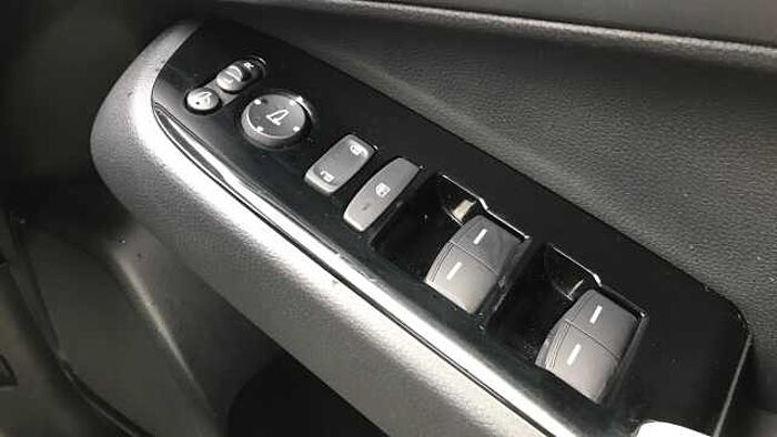 Honda HR-V 1.5 eHEV Advance Style 5dr CVT Hybrid Hatchback 