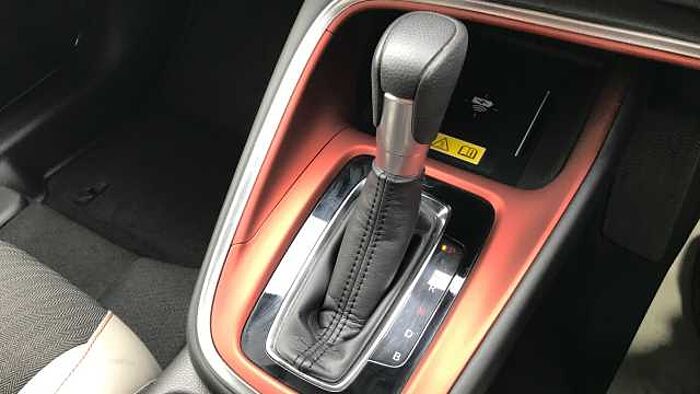 Honda HR-V 1.5 eHEV Advance Style 5dr CVT Hybrid Hatchback 