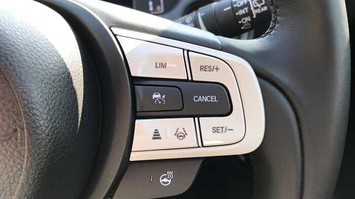 Honda Jazz 1.5 i-MMD Hybrid Crosstar Advance 5dr eCVT Hybrid Hatchback 