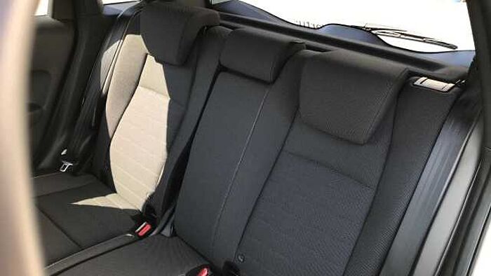 Honda Jazz 1.5 i-MMD Hybrid Crosstar Advance 5dr eCVT Hybrid Hatchback 