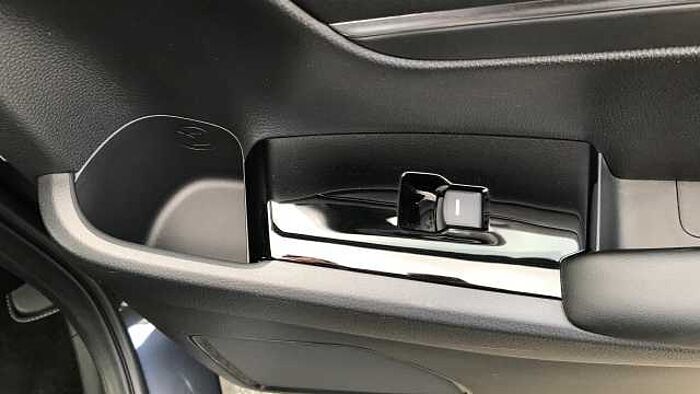 Honda HR-V 1.5 eHEV Advance 5dr CVT Hybrid Hatchback 
