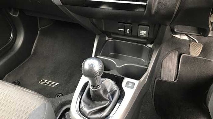 Honda Jazz 1.3 i-VTEC EX Navi 5dr Petrol Hatchback 