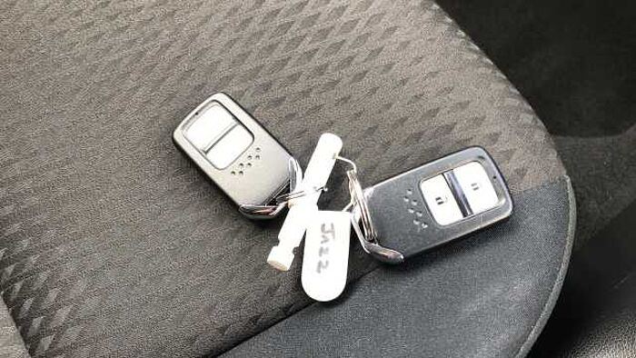 Honda Jazz 1.3 i-VTEC EX Navi 5dr Petrol Hatchback 