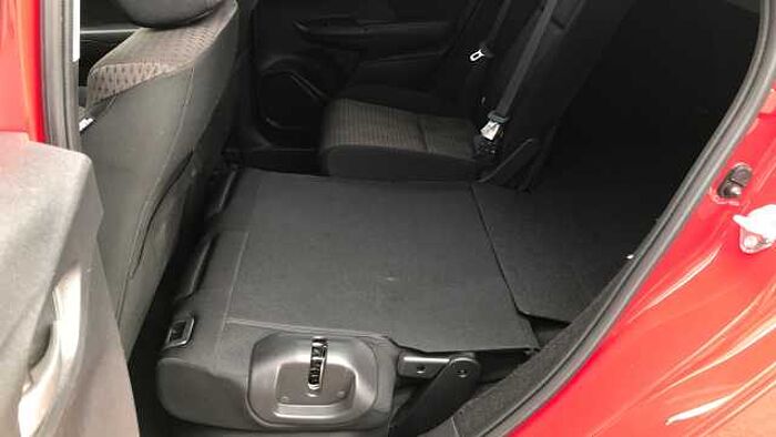 Honda Jazz 1.3 i-VTEC EX Navi 5dr Petrol Hatchback 