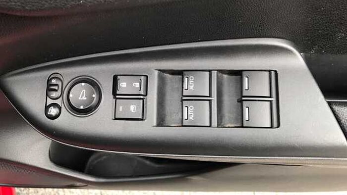 Honda Jazz 1.3 i-VTEC EX Navi 5dr Petrol Hatchback 