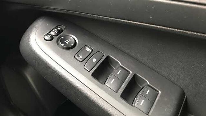Honda HR-V 1.5 eHEV Elegance 5dr CVT Hybrid Hatchback 